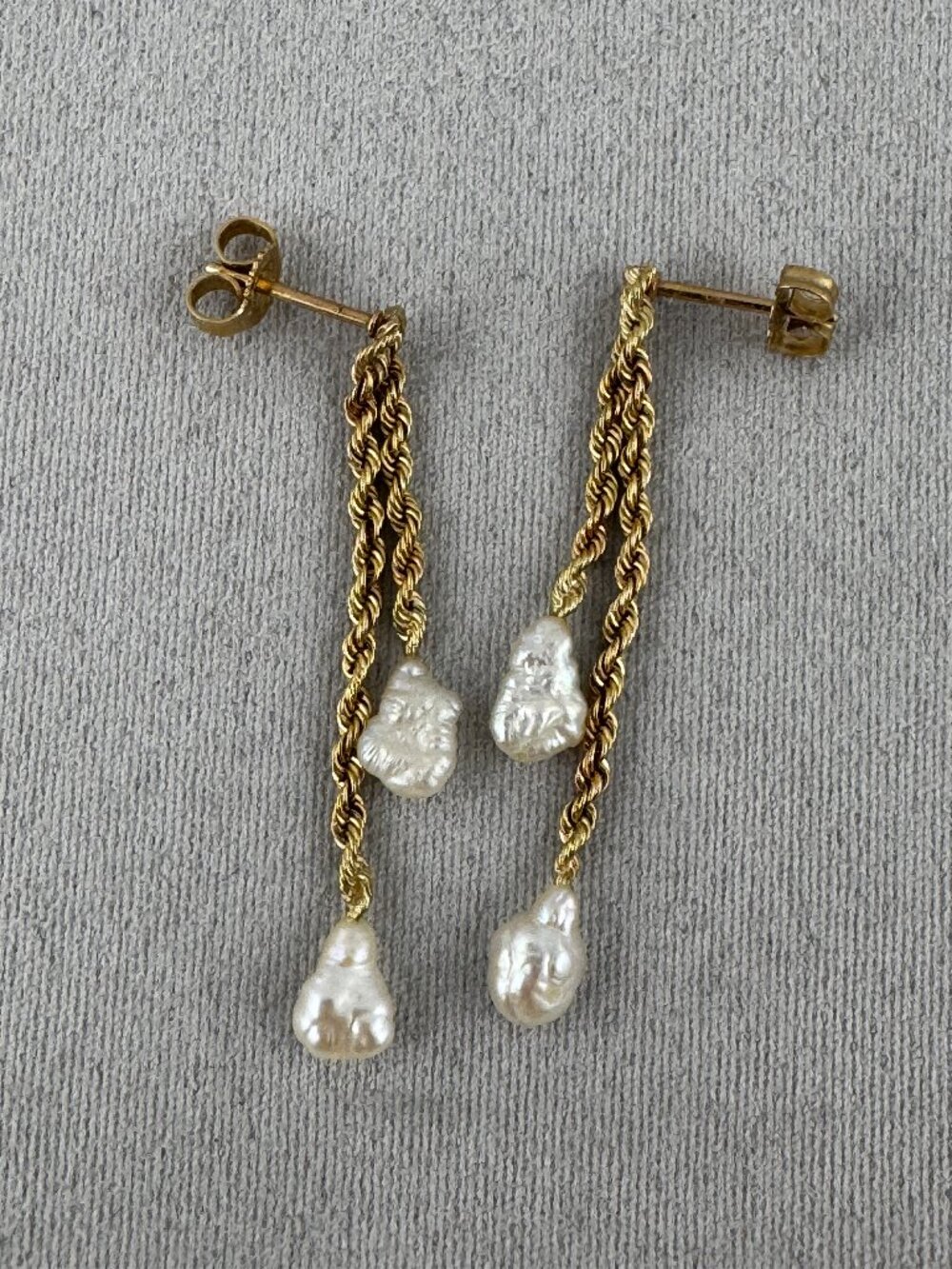 Vintage NOS from the 1980's 14 Karat Yellow Gold 2MM rope chain Drop Earrings